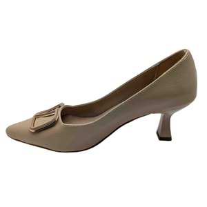Çiğdem Kundura Serenova Kadın Suni Deri Stiletto Ayakkabı - Serenova - KREM - 36