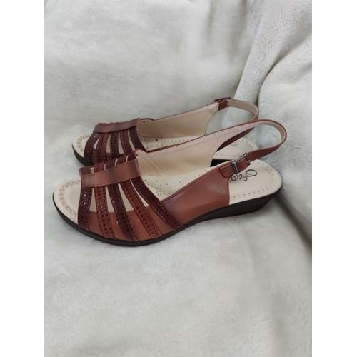 ÇİĞDEM DERİ ÖNÜ KAFESLİ ANNE DOLGU TOPUK SANDALET - TABA - 38