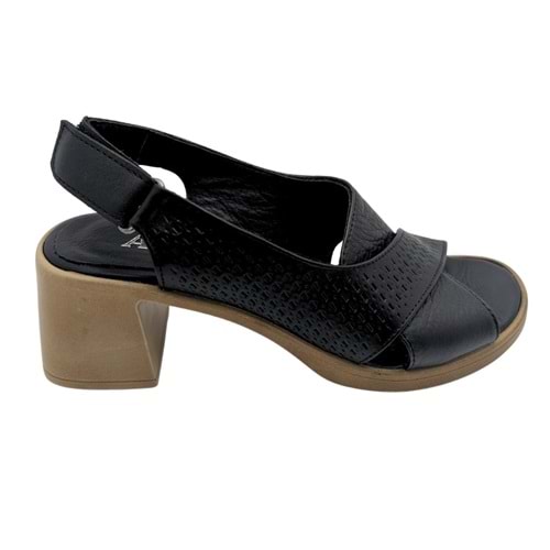Diamante - Kadın Çapraz Bant Topuklu Sandalet - SİYAH - 40