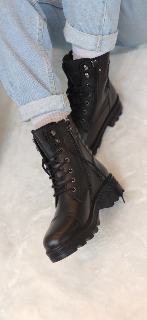 VOYAGER ZEST GERÇEK DERİ UNİSEX POSTAL BOT - SİYAH