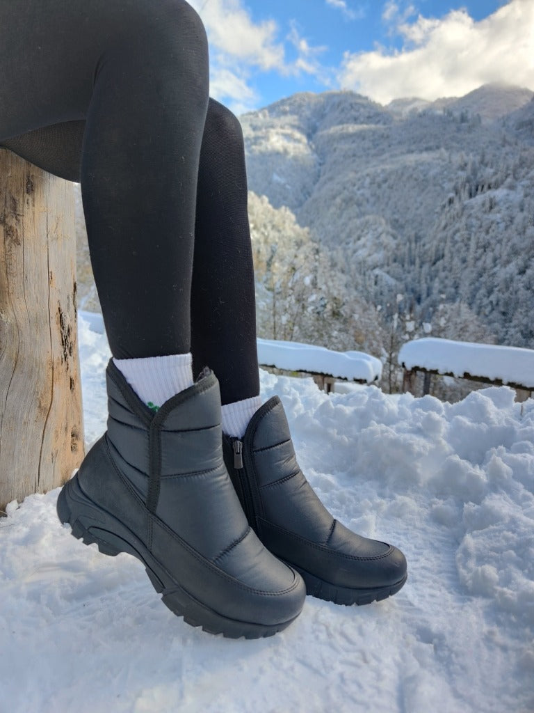 Çiğdem Kar Botu KAR 1 Unisex - SİYAH-KISA-FERMUARLI-ARMALI