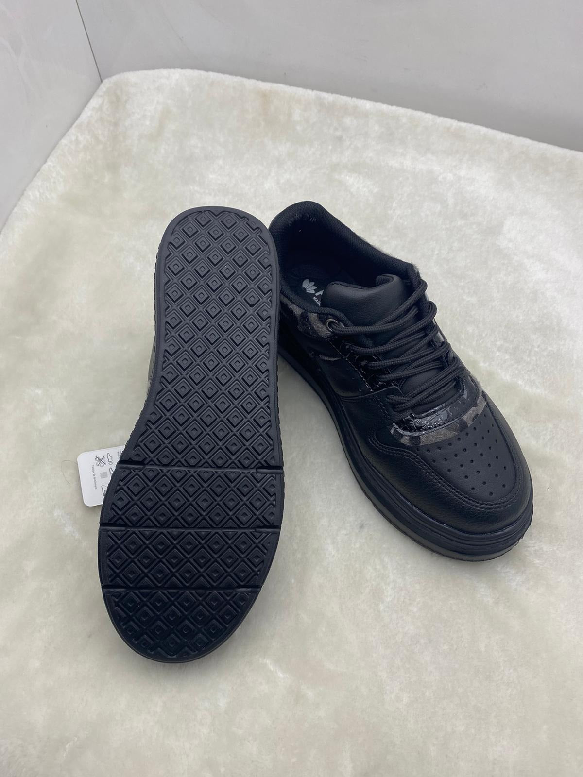 ÇİĞDEM SİYAH-GRİ LEOPAR DESENLİ YÜKSEK TABANLI KADIN GÜNLÜK SPOR SNEAKER - SİYAH GRİ