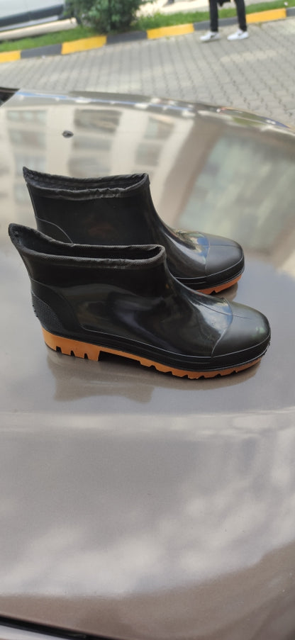 ULAŞ SİYAH RENÇBER BAHÇE KISA LASTİK ÇİZME Unisex - SİYAH