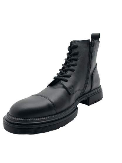 SİYAH