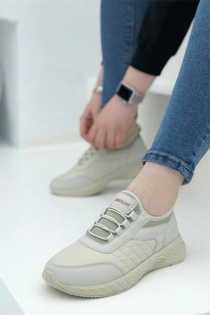 7060 LASTİK BAĞLI KADIN SNEAKER SPOR AYAKKABI - BEJ